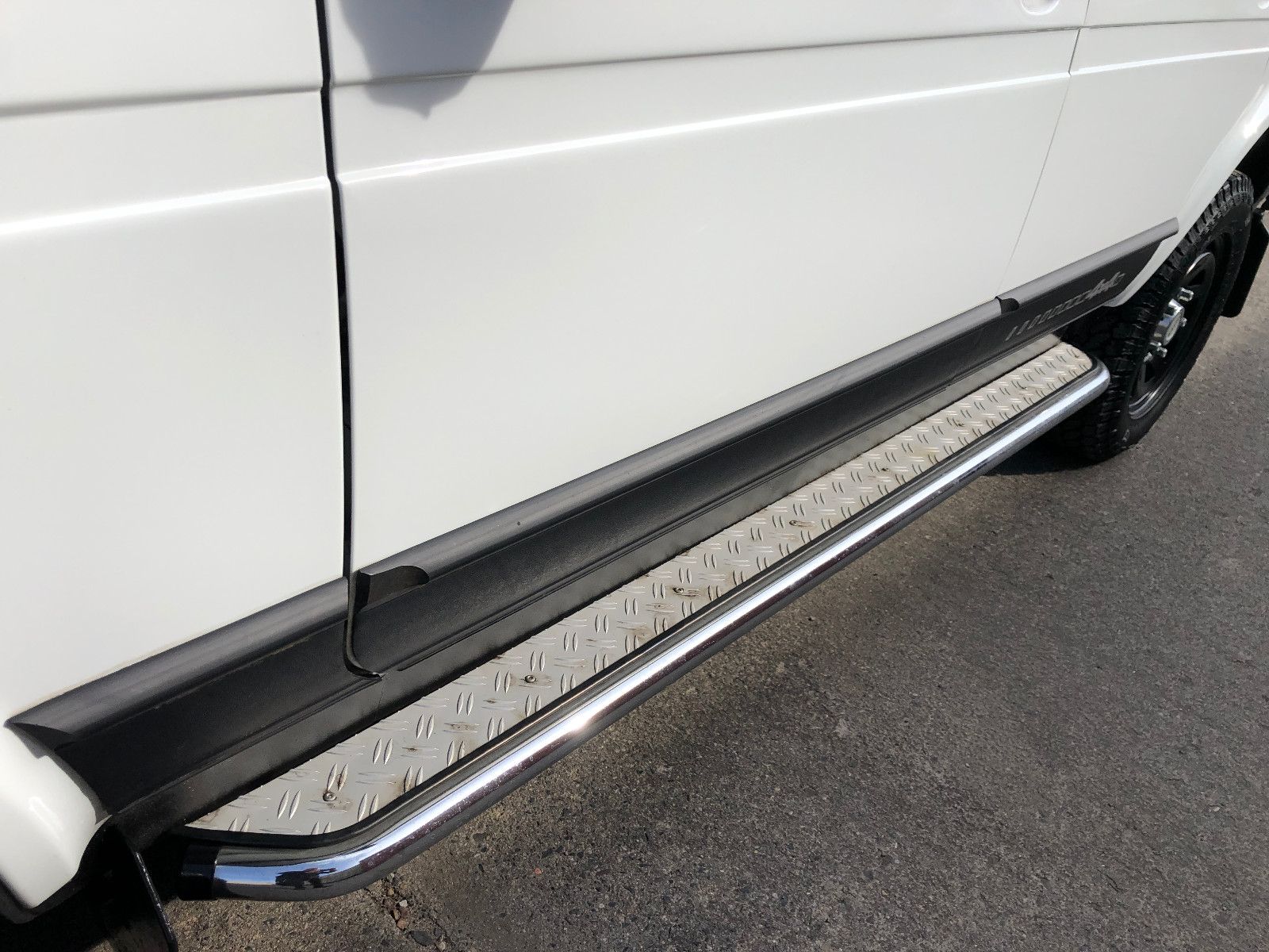 Fahrzeugabbildung Lada NIVA 5-TÜRIG! "PREMIUM PLUS" KLIMA! am LAGER
