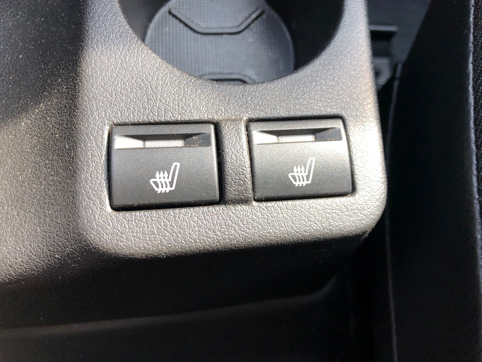 Fahrzeugabbildung Lada NIVA 5-TÜRIG! "PREMIUM PLUS" KLIMA! am LAGER