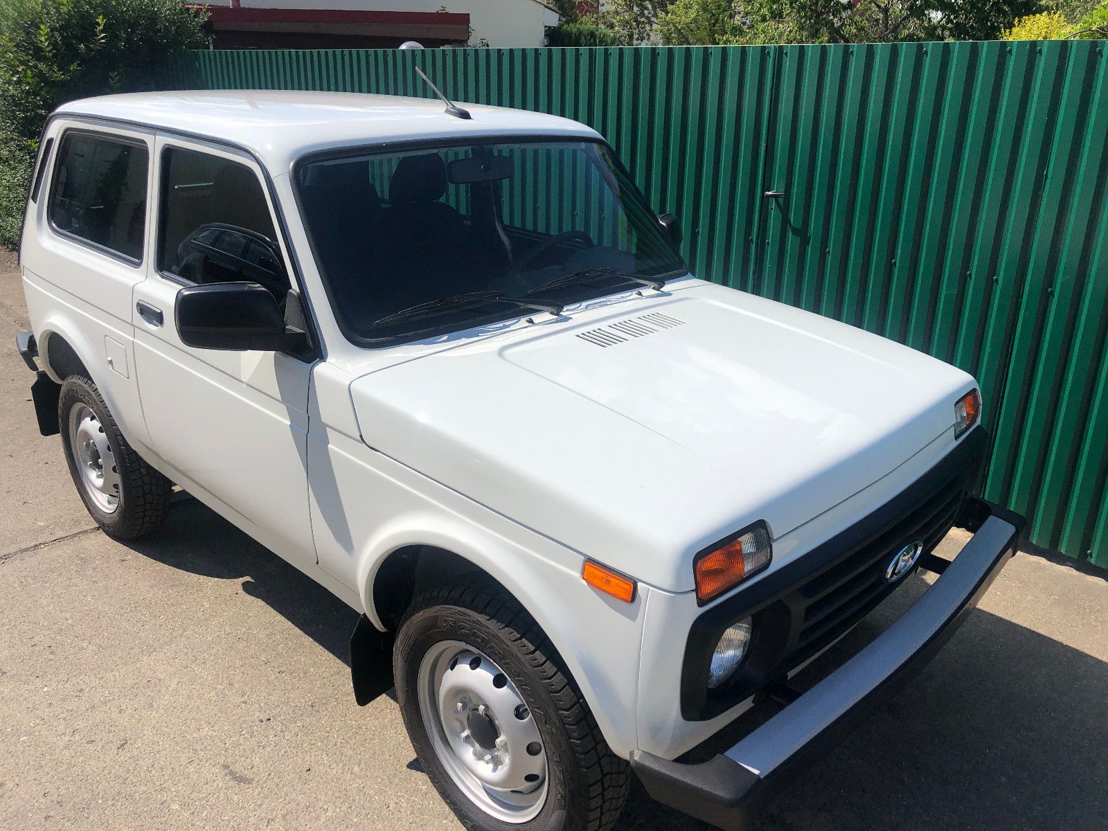 Fahrzeugabbildung Lada NIVA LEGEND "NORMA" NEU!!! AET-Kollektion 2025!