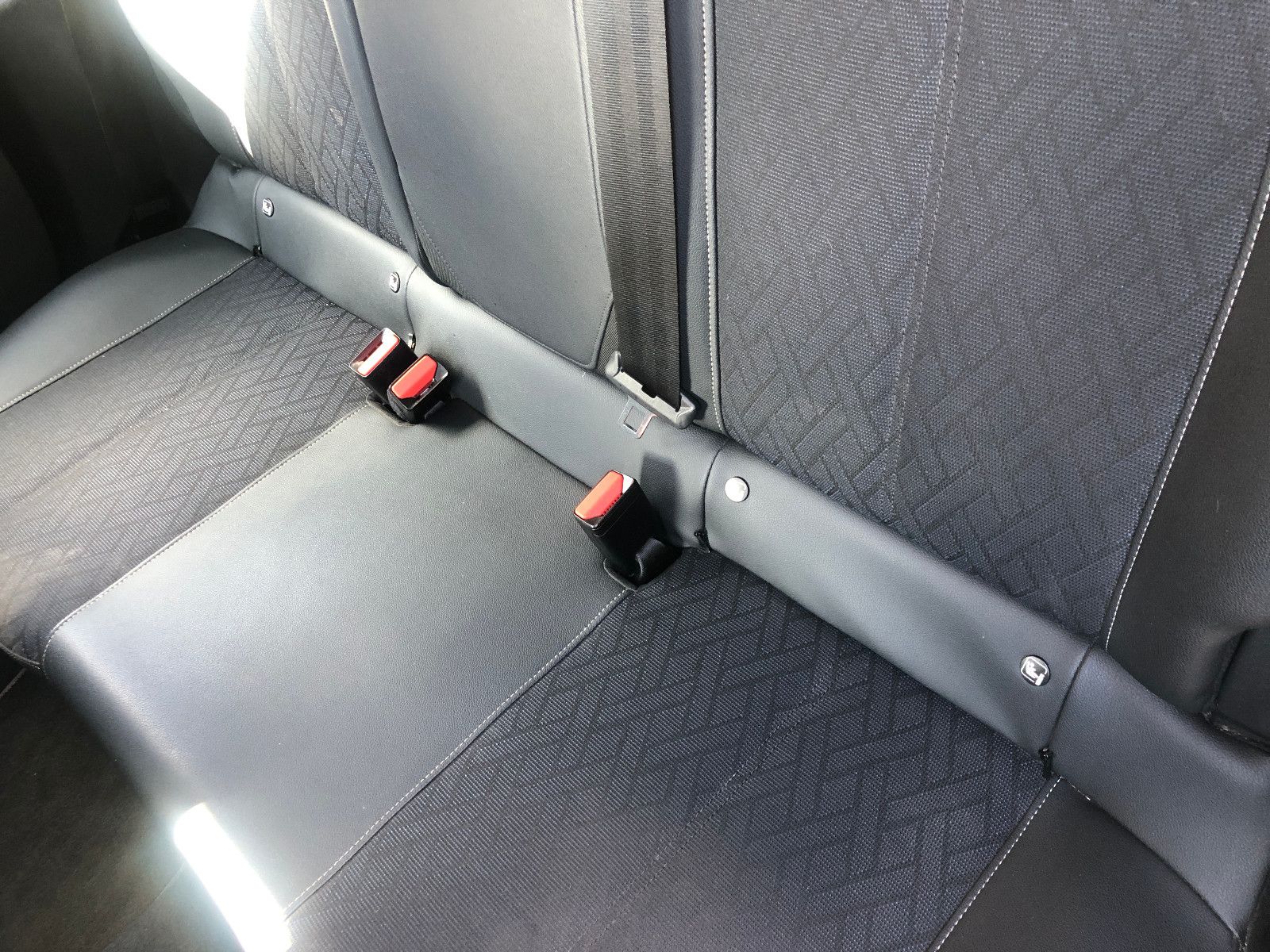 Fahrzeugabbildung Opel CORSA SEHR GEPFL.!  KLIMA.! SITZHEIZ! KAMERA...