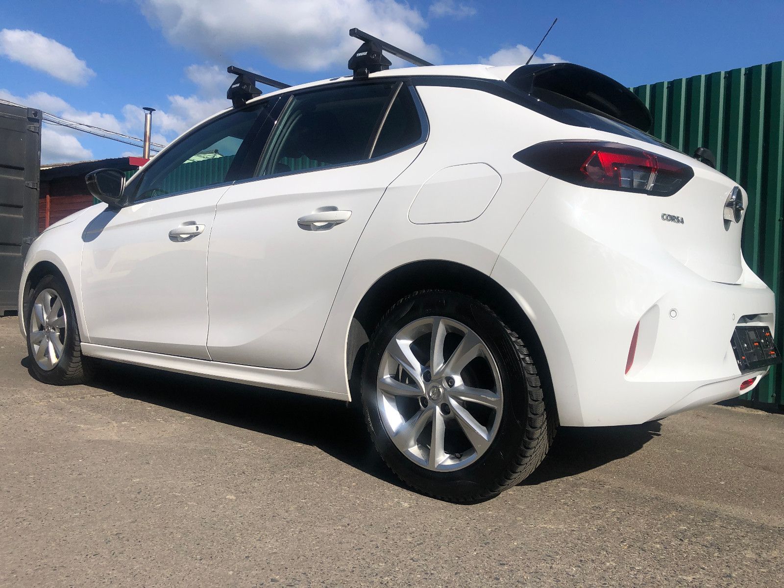 Fahrzeugabbildung Opel CORSA SEHR GEPFL.!  KLIMA.! SITZHEIZ! KAMERA...