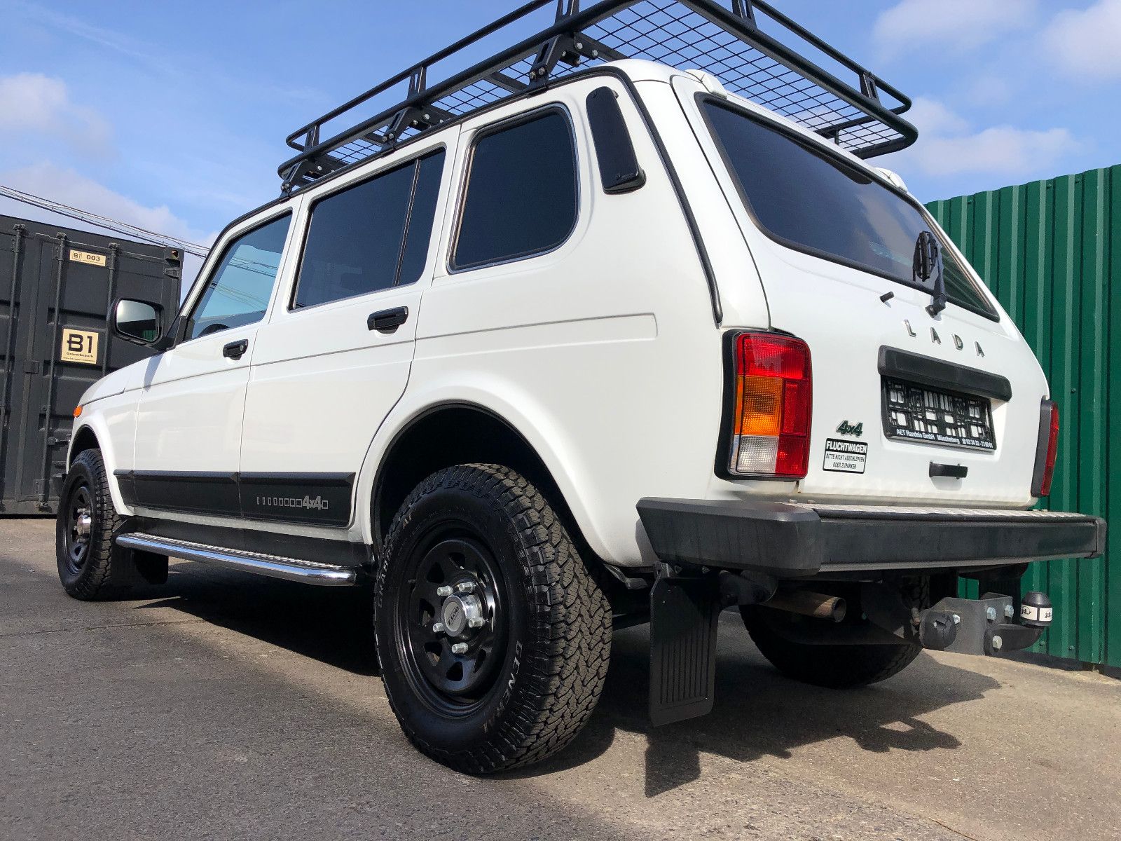 Fahrzeugabbildung Lada NIVA 5-TÜRIG! "PREMIUM PLUS" KLIMA! SUPERAUSST.!