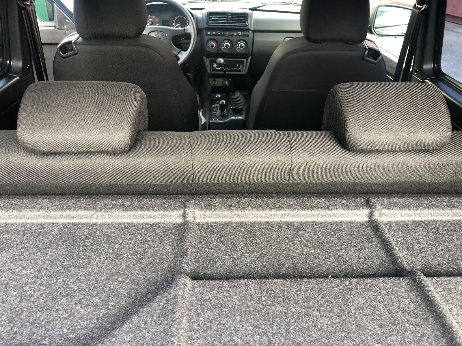 Fahrzeugabbildung Lada NIVA LEGEND! "PREM. PLUS"!  KLIMA! SITZHEIZ.!...