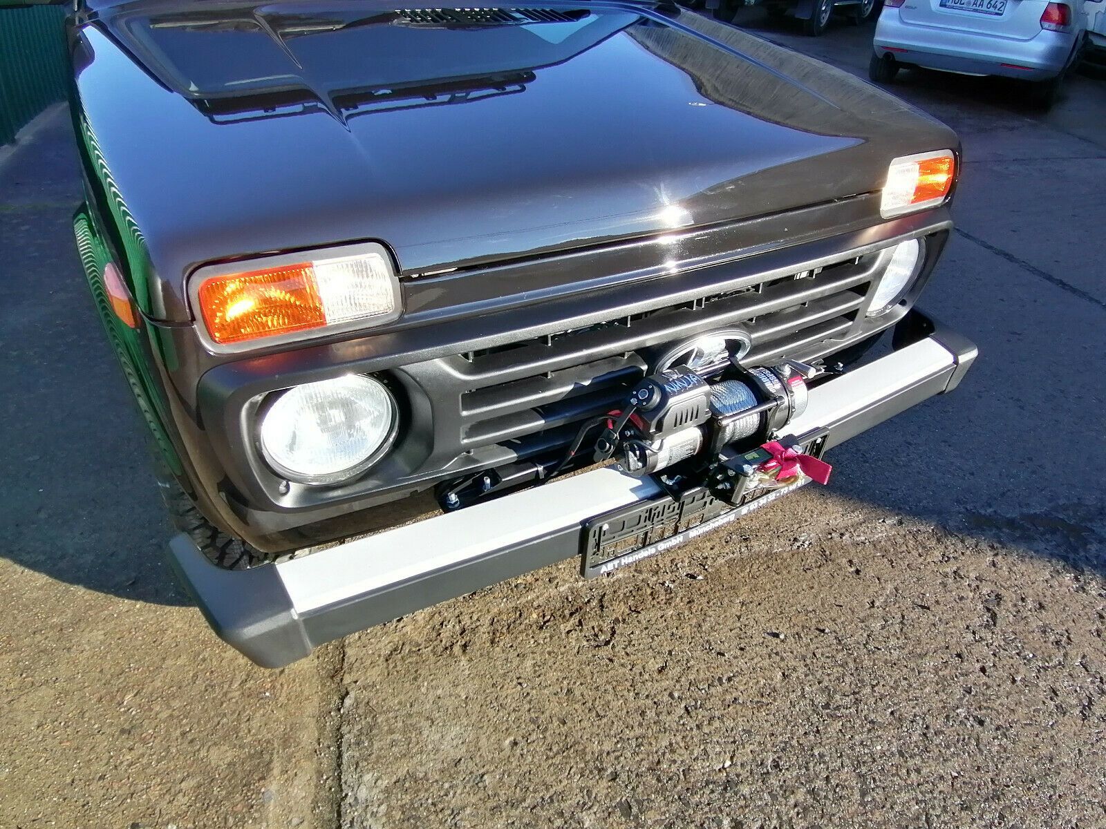 Fahrzeugabbildung Lada NIVA LEGEND! SEILW., AHK, DACHFGEPÄCKTR.! 2025!