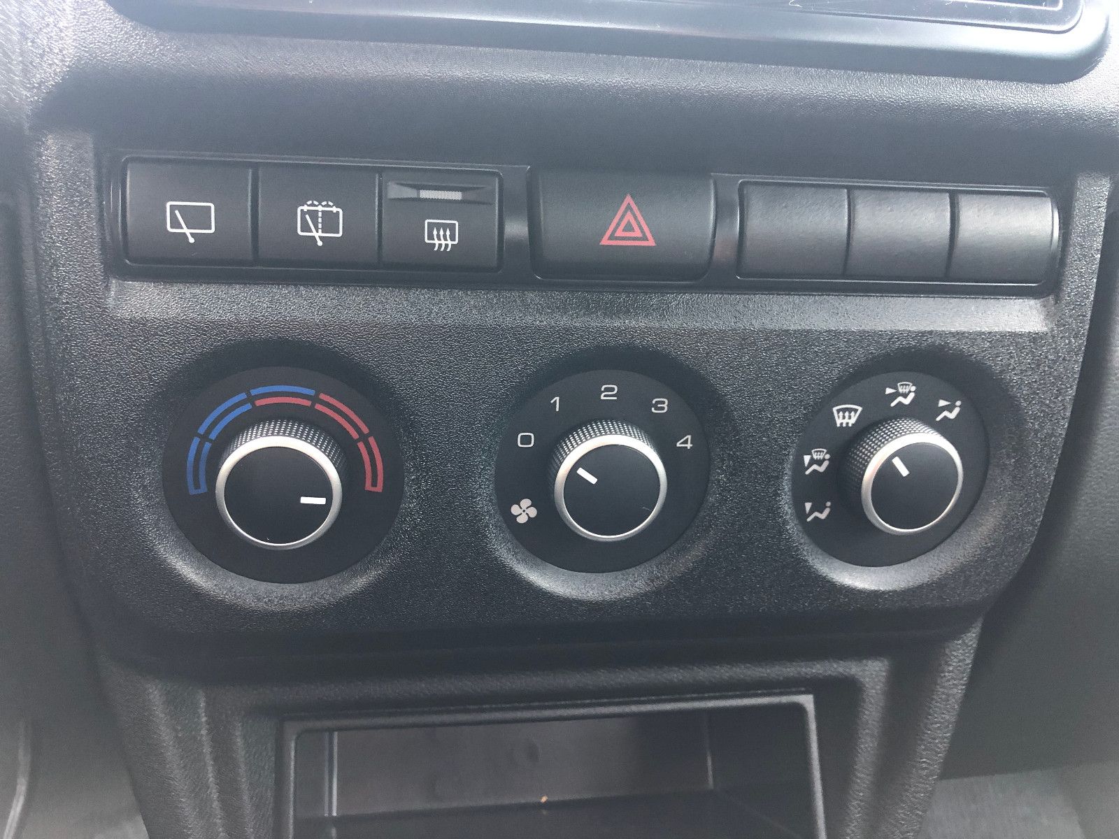 Fahrzeugabbildung Lada NIVA LEGEND "NORMA" NEU!!! AET-Kollektion 2025!