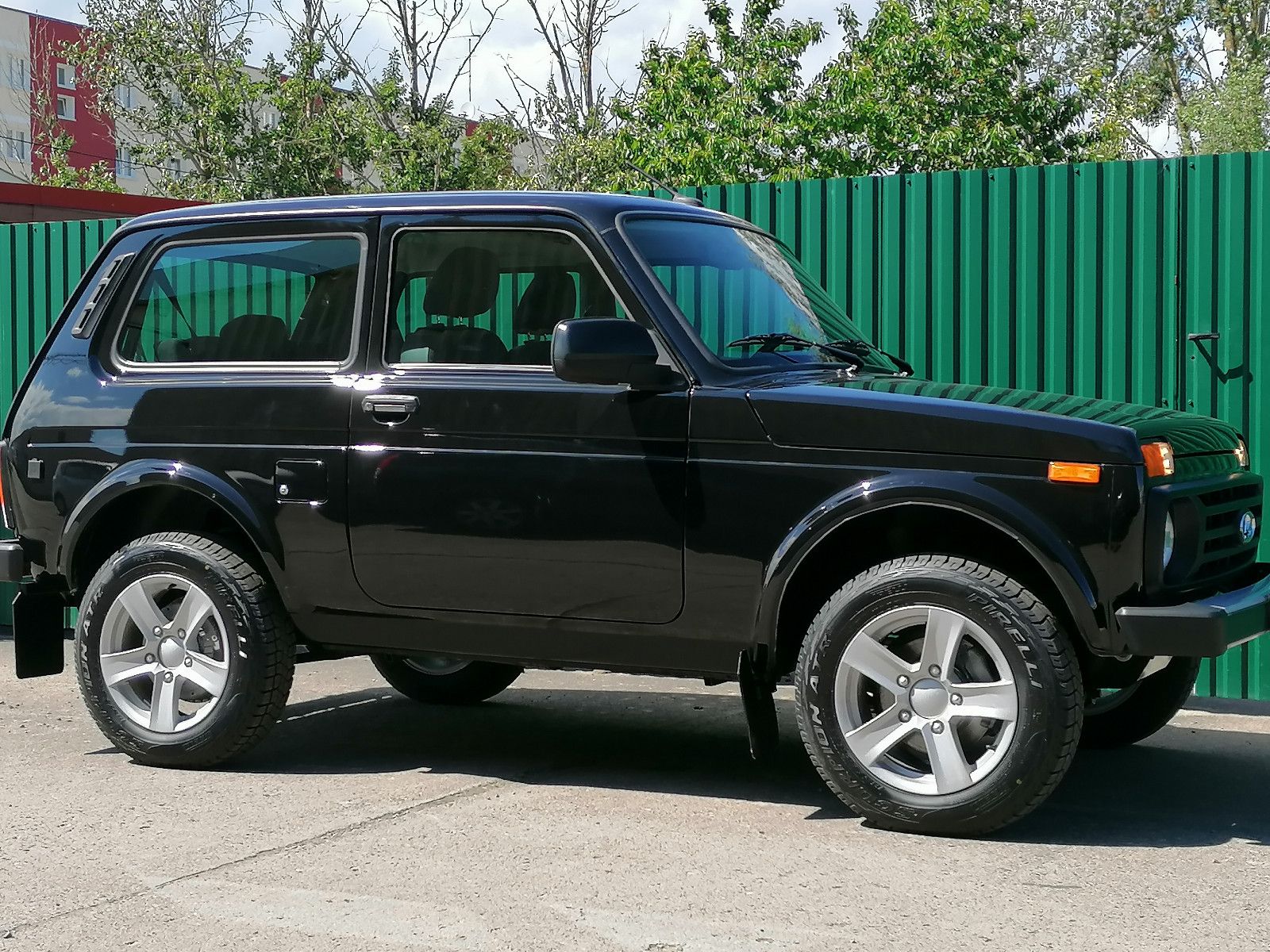 Lada Niva LEGEND "PREMIUM PLUS"! KLIMA! SITZHEIZ.!