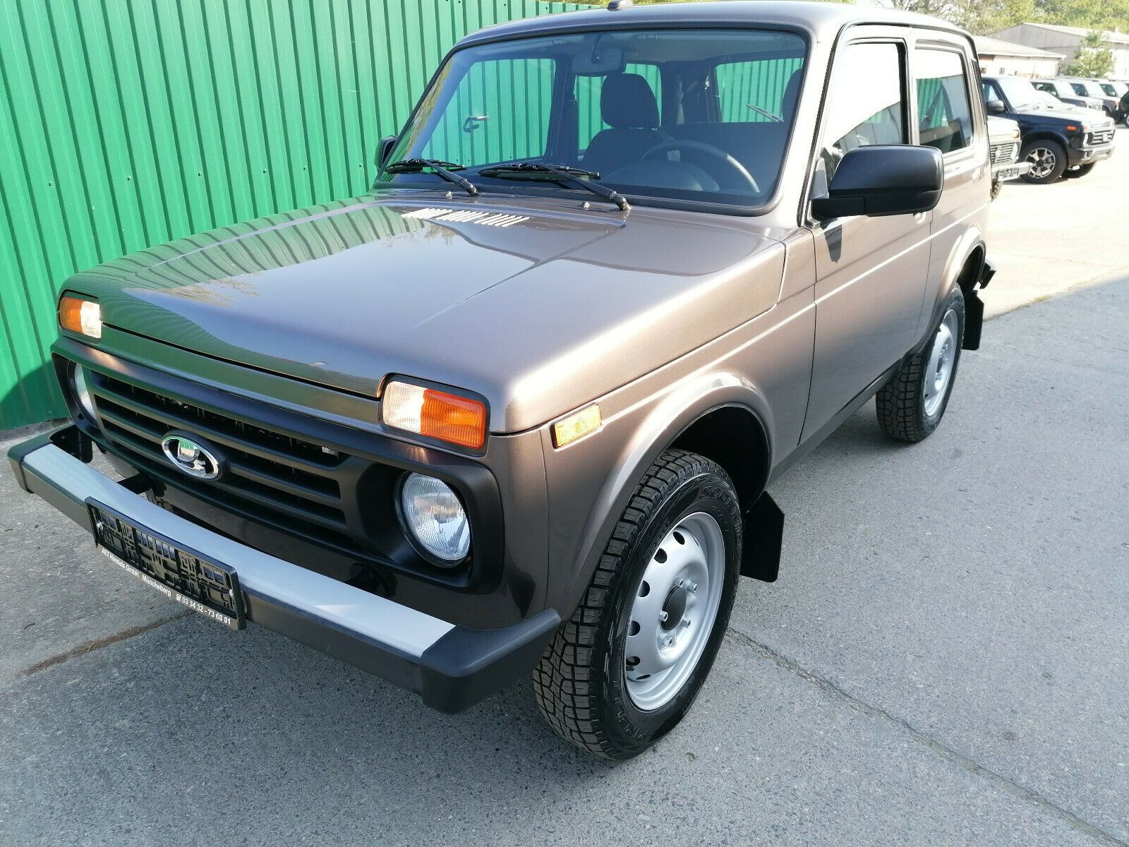 Fahrzeugabbildung Lada NIVA  LEGEND "NORMA" ROSTSCHUTZ! AHK! GARANTIE!