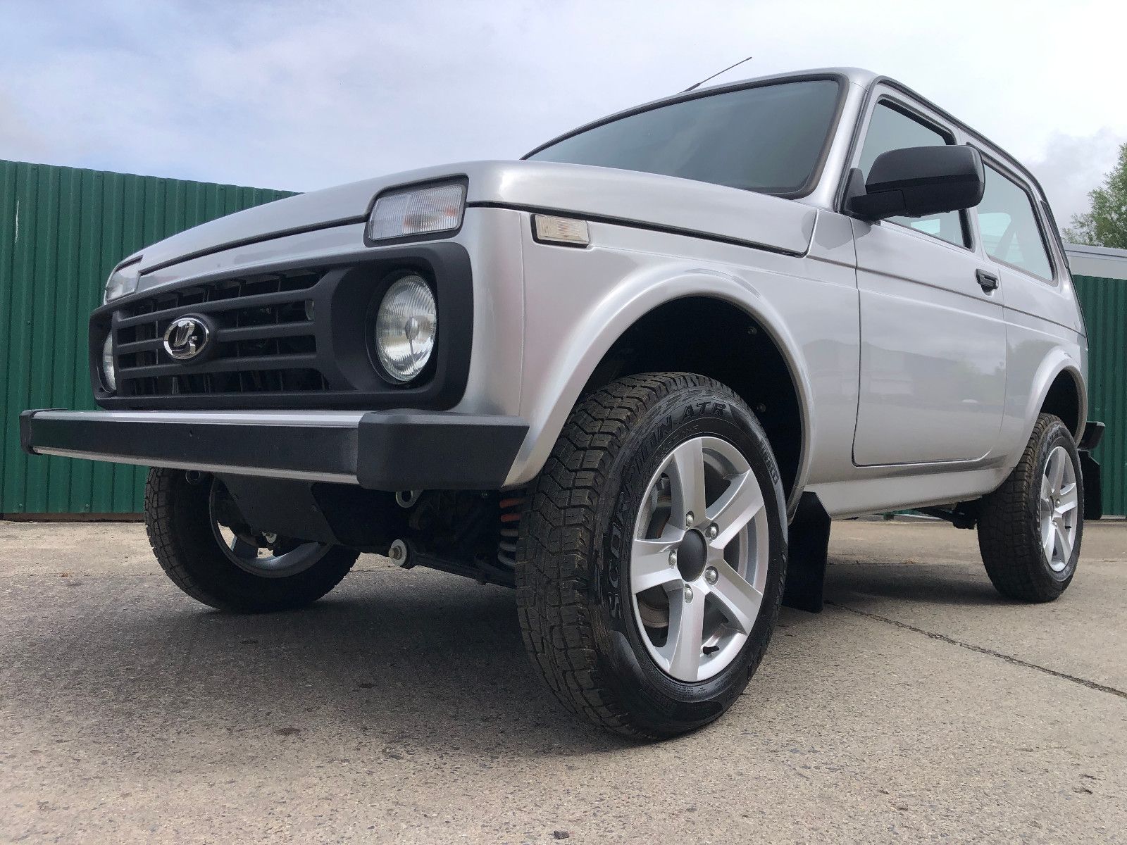Lada NIVA LEGEND "PREMIUM PLUS"! AET-Kollektion 2025!