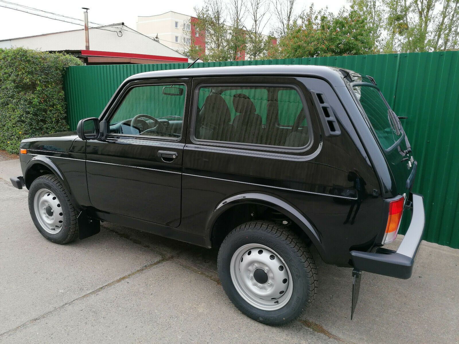 Fahrzeugabbildung Lada NIVA LEGEND "NORMA"!  2 J. GARANT.! AET-Kol 2025