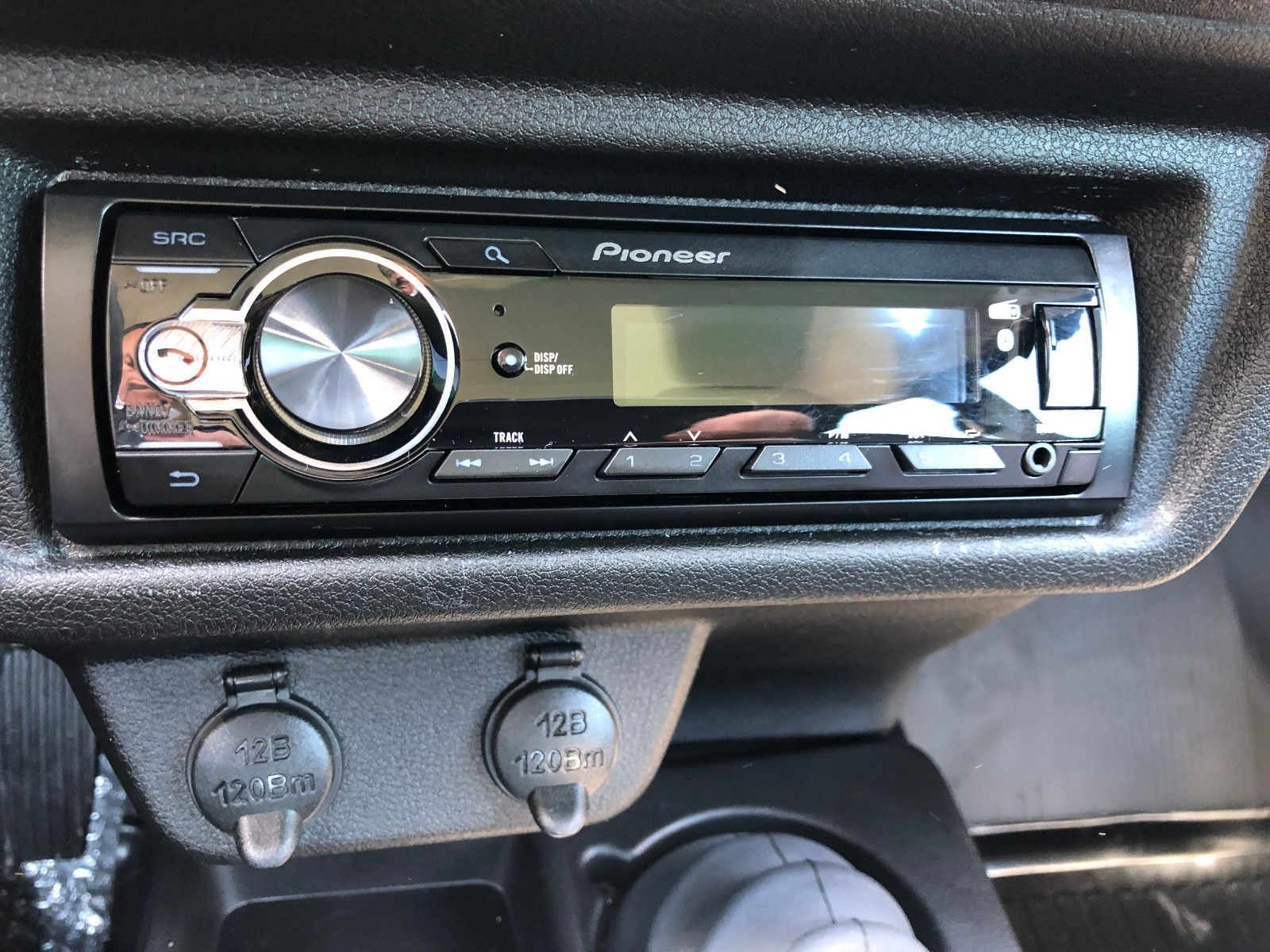 Fahrzeugabbildung Lada NIVA "NORMA EXKLUSIV" AHK! DOTZ-Räder! AET-2025
