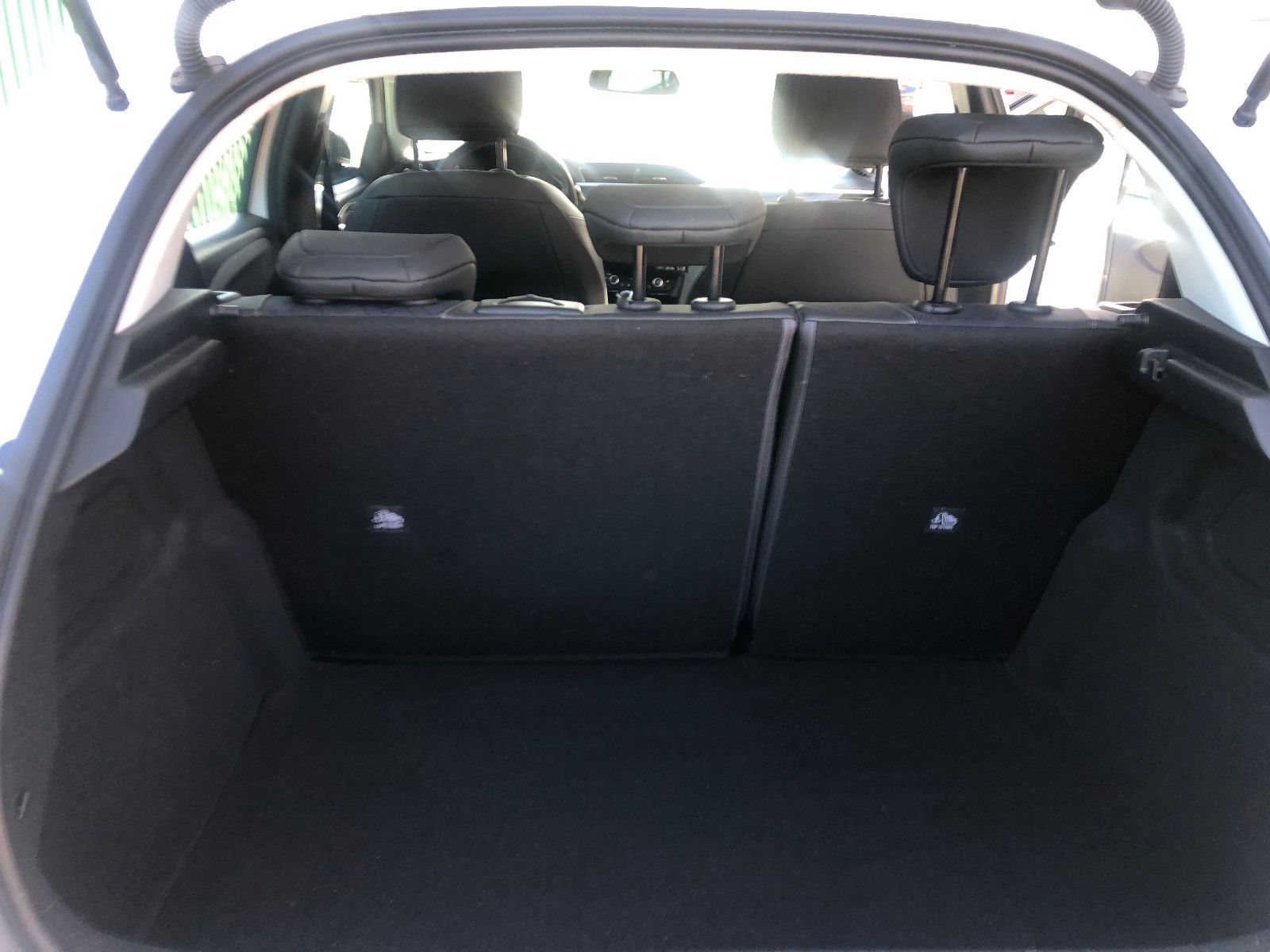 Fahrzeugabbildung Opel CORSA SEHR GEPFL.! KLIMA.! SITZHEIZ! KAMERA...