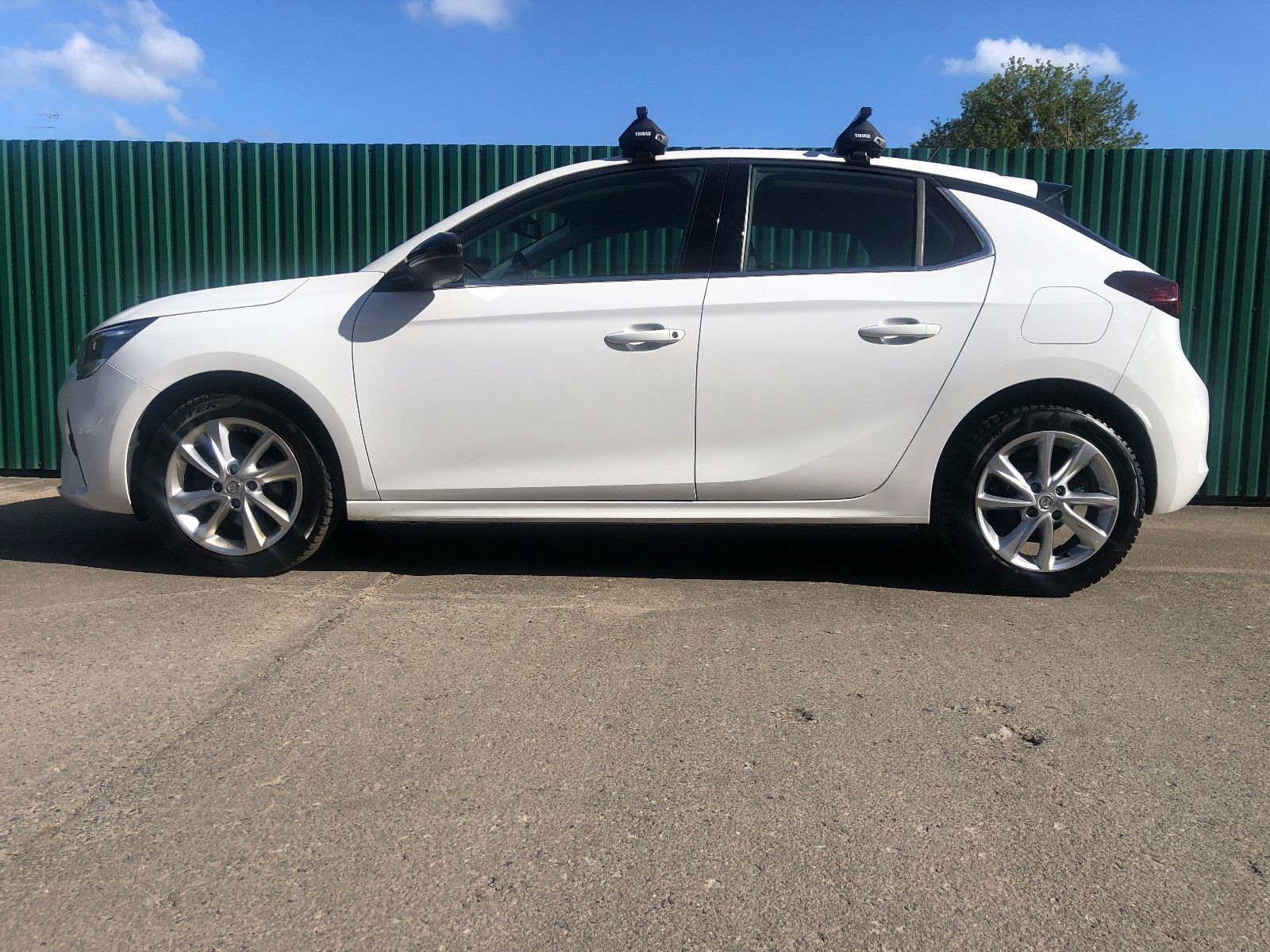 Fahrzeugabbildung Opel CORSA SEHR GEPFL.! KLIMA.! SITZHEIZ! KAMERA...