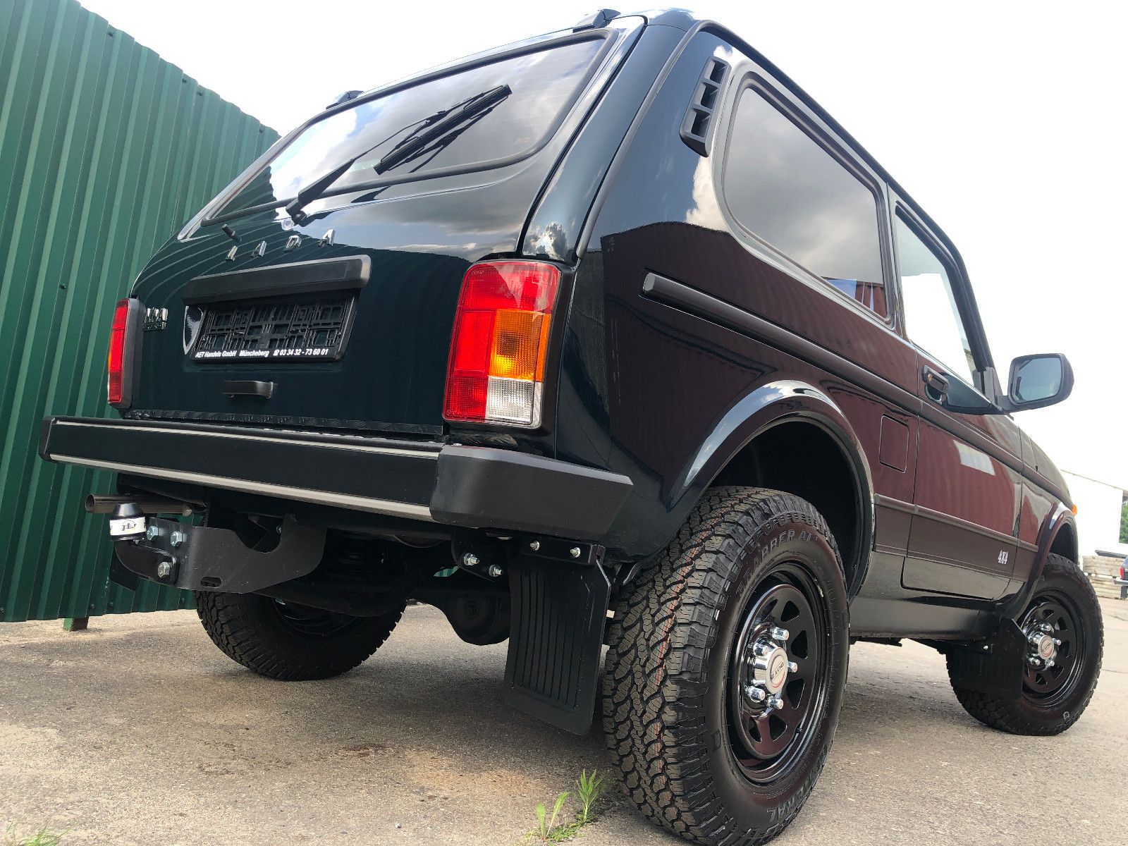 Fahrzeugabbildung Lada Niva LEGEND "PREMIUM PLUS"! VIP-AUSSTATTUNG!