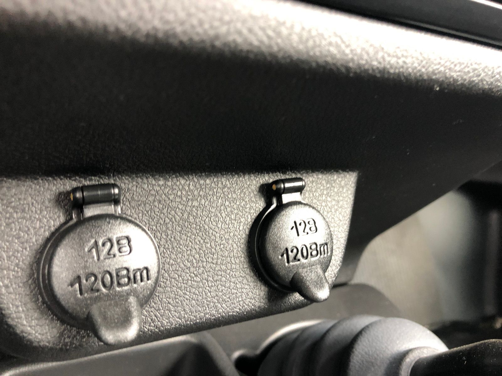 Fahrzeugabbildung Lada Niva "PREMIUM PLUS" KLIMA/ AET- Kollektion 2025!