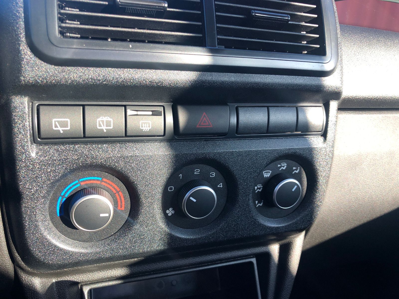 Fahrzeugabbildung Lada NIVA LEGEND "NORMA" NEU!!! AET-Kollektion 2025!