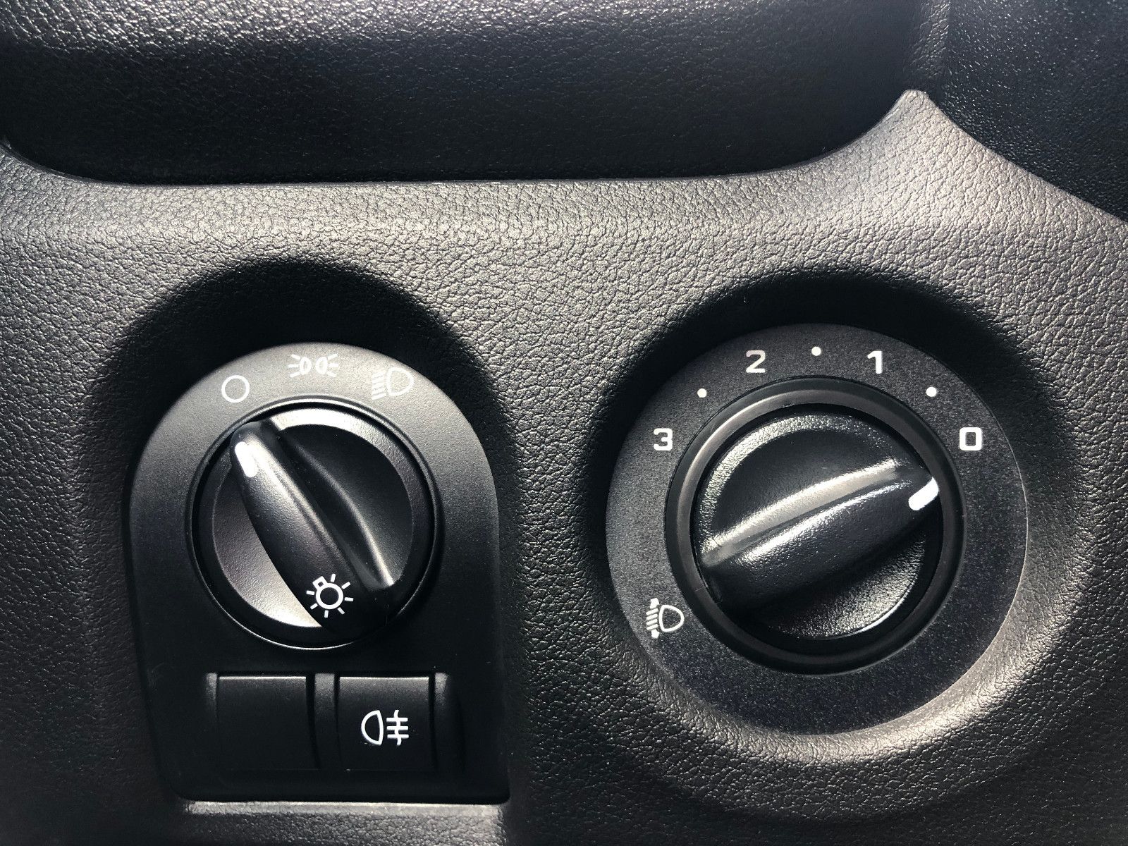 Fahrzeugabbildung Lada Niva "PREMIUM PLUS" KLIMA! Sitzheiz.! el. Spieg!