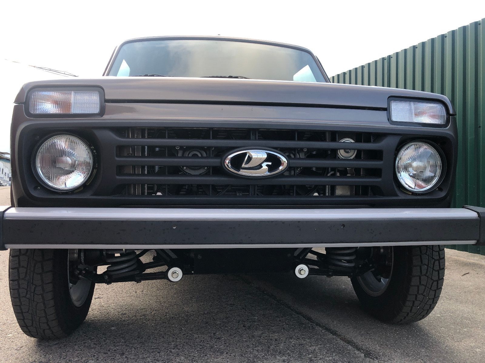 Fahrzeugabbildung Lada Niva "PREMIUM PLUS" KLIMA/ AET- Kollektion 2025!