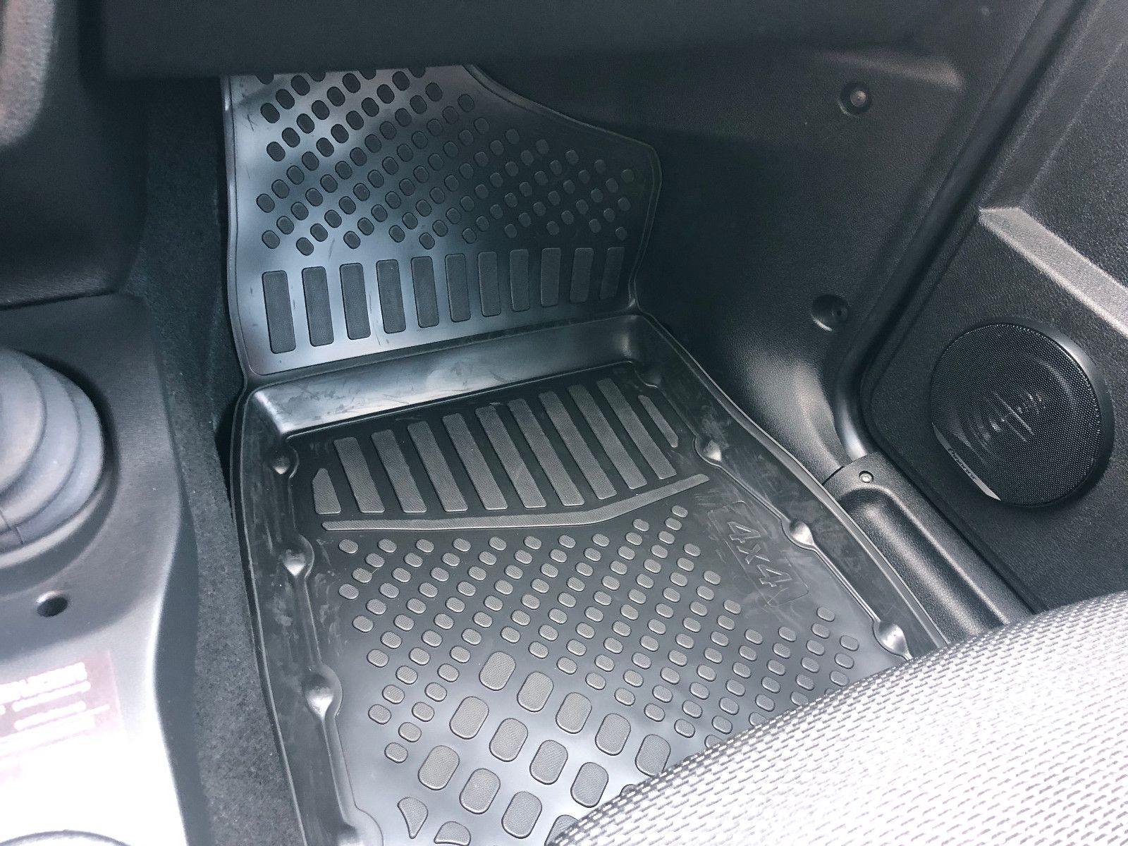 Fahrzeugabbildung Lada Niva LEGEND "PREMIUM PLUS"! VIP-AUSSTATTUNG!