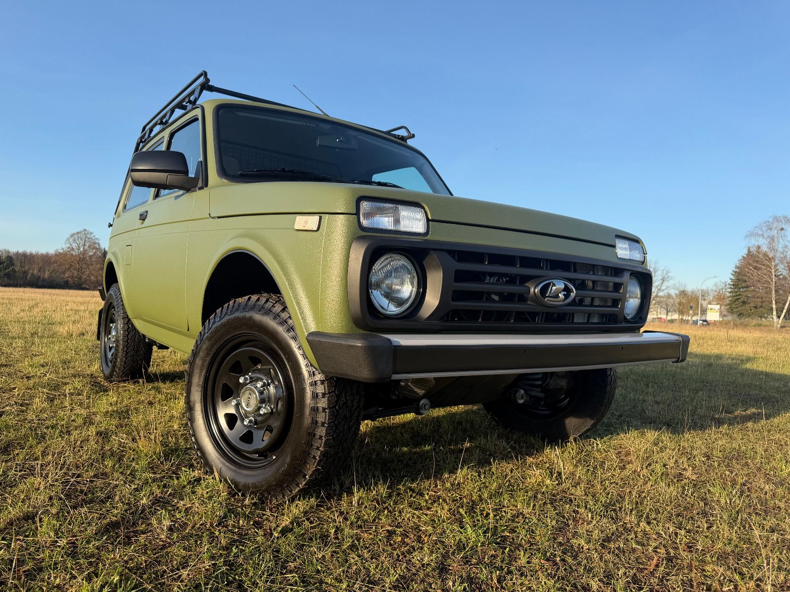 Fahrzeugabbildung Lada NIVA "NORMA" SONDER-DOTZ-Räder! AET-2026